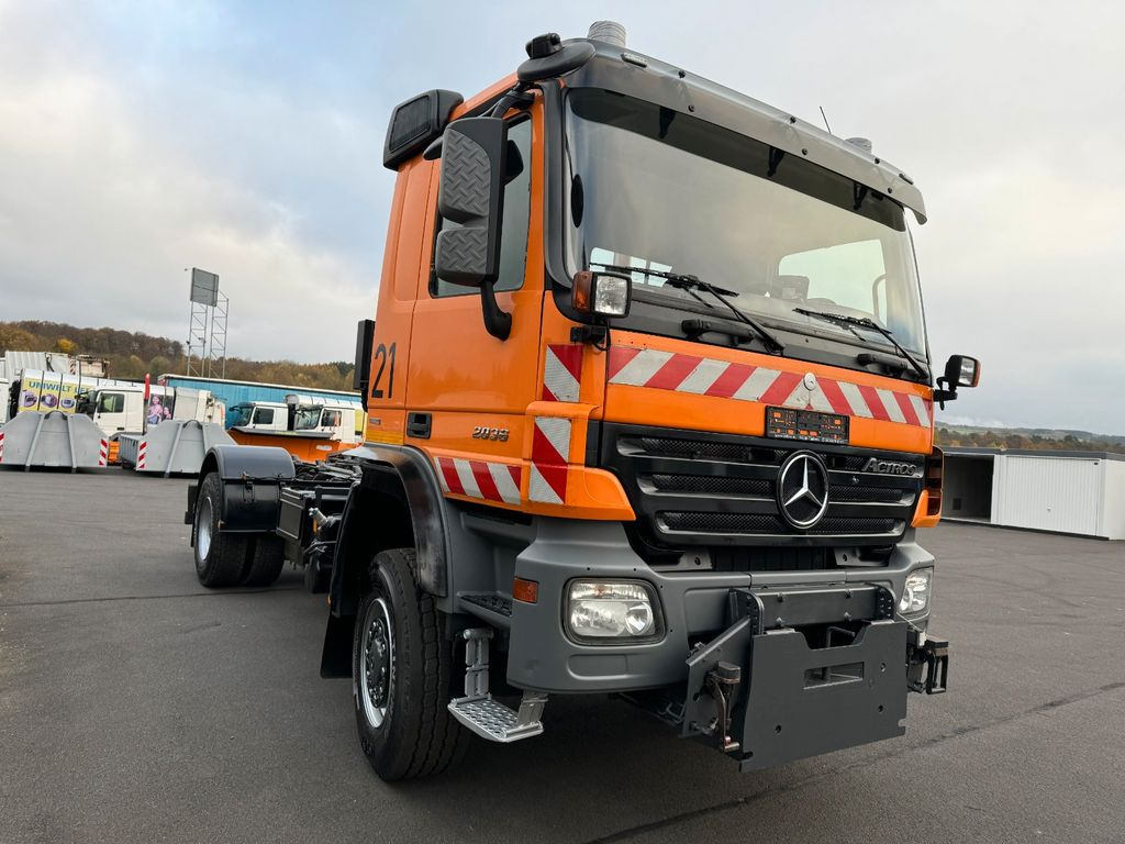 Locação de Mercedes-Benz Actros 2036 4x4 DautelWechselsystem Winterdienst  Mercedes-Benz Actros 2036 4x4 DautelWechselsystem Winterdienst: foto 10