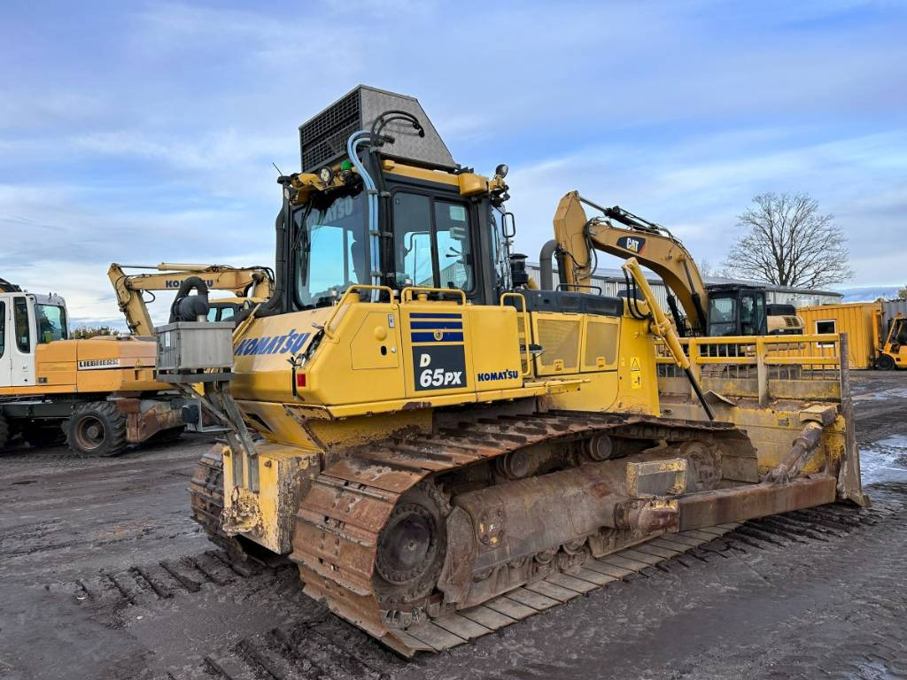 Locação de Komatsu D 65 PX-18 German machine CE + EPA low hours  Komatsu D 65 PX-18 German machine CE + EPA low hours: foto 6