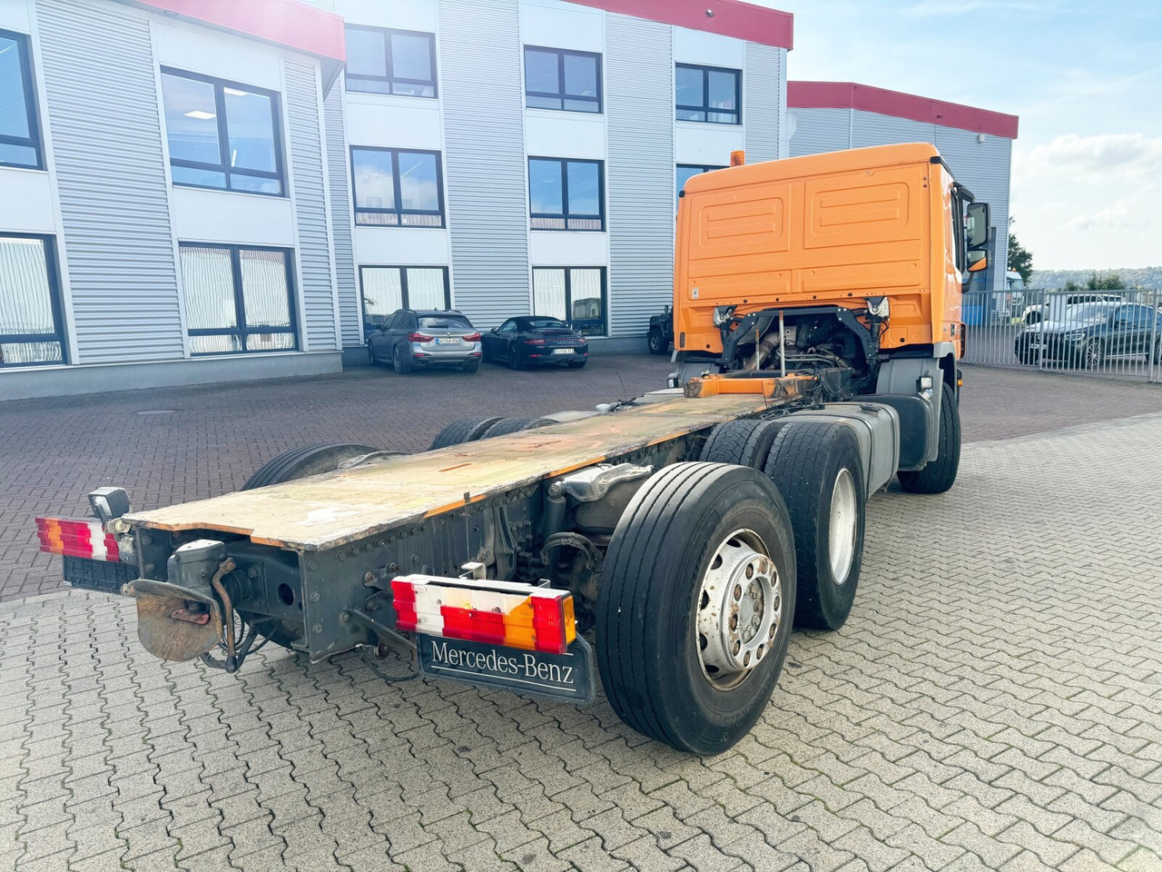 Locação de Mercedes-Benz Actros 2541 L 6x2 Actros 2541 L 6x2, Lenk-/Liftachse Mercedes-Benz Actros 2541 L 6x2 Actros 2541 L 6x2, Lenk-/Liftachse: foto 11