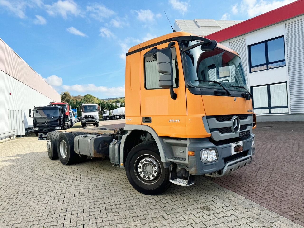 Locação de Mercedes-Benz Actros 2541 L 6x2 Actros 2541 L 6x2, Lenk-/Liftachse Mercedes-Benz Actros 2541 L 6x2 Actros 2541 L 6x2, Lenk-/Liftachse: foto 9