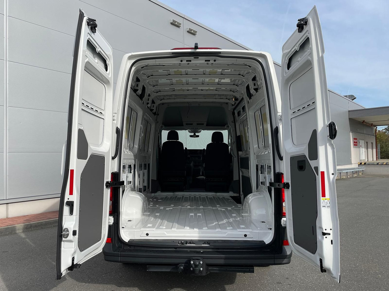 Furgão nuevo Volkswagen Crafter Kasten 35 L3H3 4MOTION AUTOM ACC LED NAV: foto 27