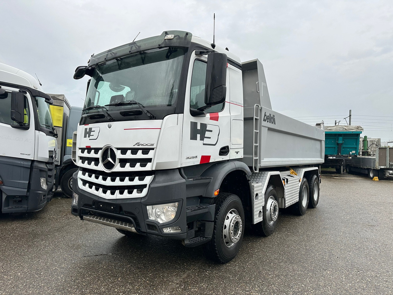 Caminhão basculante MERCEDES-BENZ Arocs 3251 K 8x4 Kipper Hardox: foto 1