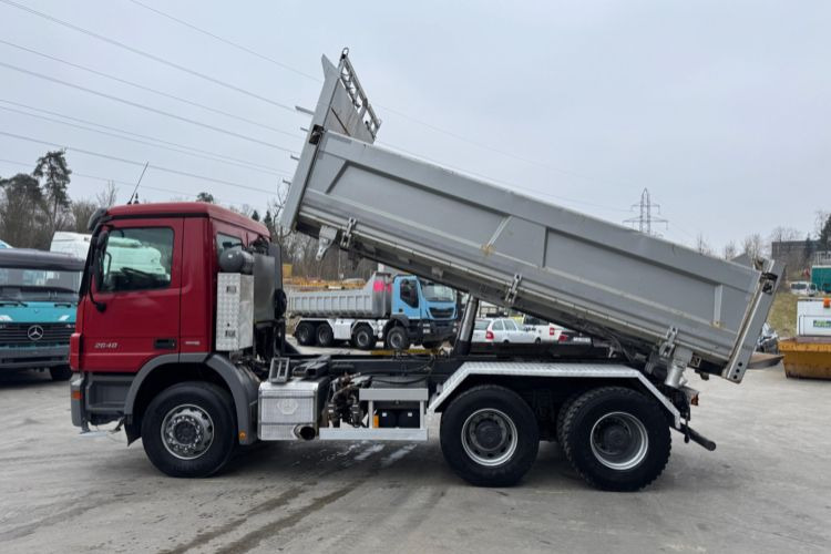 Locação de Mercedes-Benz Actros 2648 6x4 Kipper  Mercedes-Benz Actros 2648 6x4 Kipper: foto 14