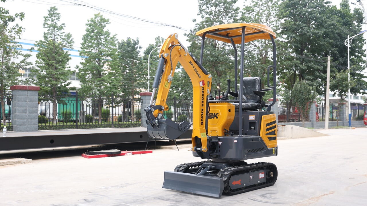 Mini escavadeira nuevo Berger Kraus BK1250AS excavator minikoparka Nowa KUBOTA: foto 6