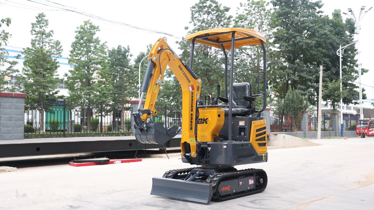 Mini escavadeira nuevo Berger Kraus BK1250AS excavator minikoparka Nowa KUBOTA: foto 7