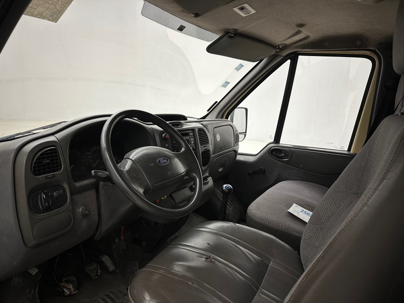 Carrinha de contentor Ford Transit 90T350: foto 9