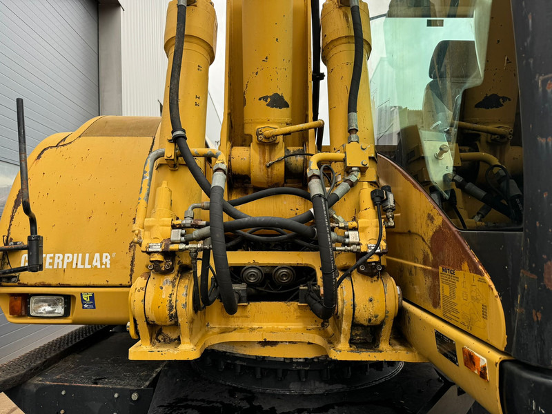 Locação de Caterpillar M322C - Hydraulic stabilizers / VA Triple boom / CE-certified, Caterpillar M322C - Hydraulic stabilizers / VA Triple boom / CE-certified,: foto 18