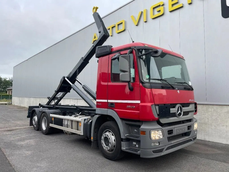 Locação de Mercedes-Benz Actros 2532 *Meegestuurd as*Bluetooth*Airco*Cruise control*Luchtvering verstelb. Mercedes-Benz Actros 2532 *Meegestuurd as*Bluetooth*Airco*Cruise control*Luchtvering verstelb.: foto 13