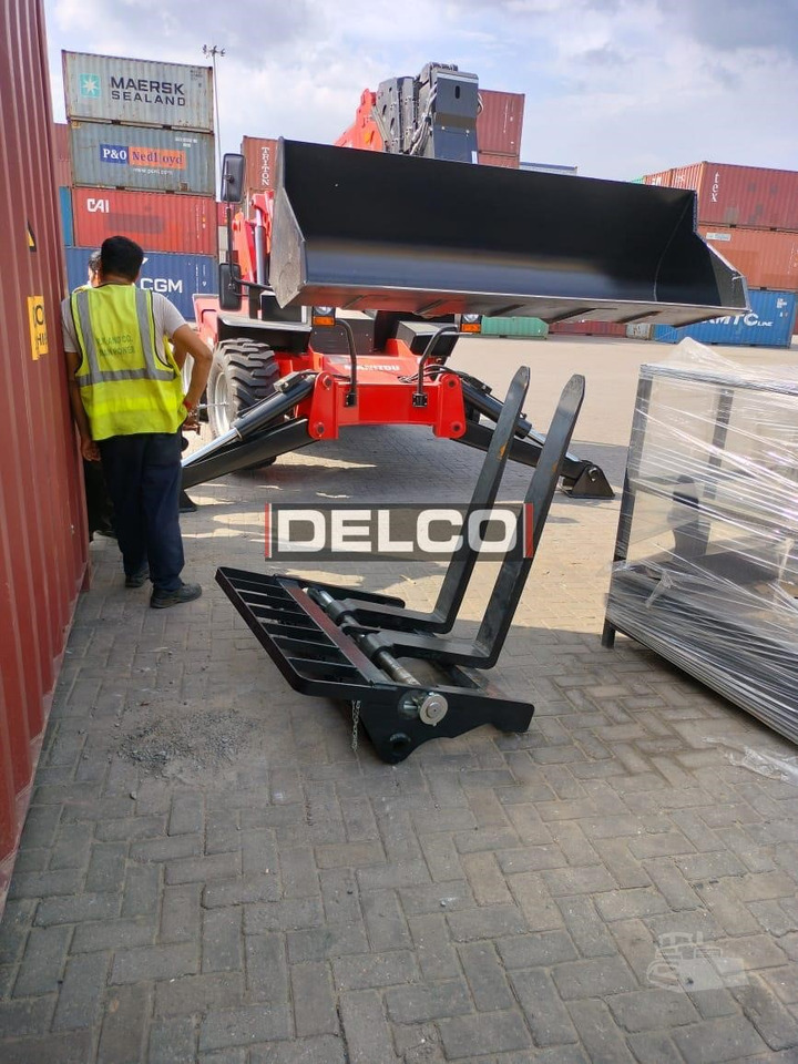 Empilhador telescópico nuevo MANITOU MXT1740: foto 7