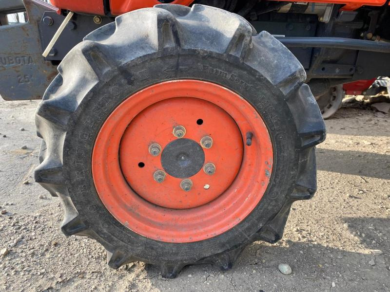 Locação de KUBOTA B1710 MINI TRACTEUR AGRICOLE KUBOTA B1710 MINI TRACTEUR AGRICOLE: foto 14