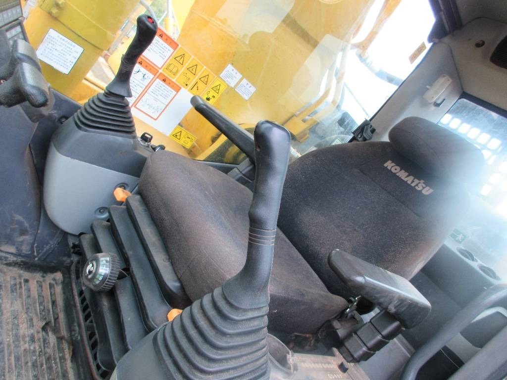 Escavadora de rastos Komatsu PC 450: foto 12