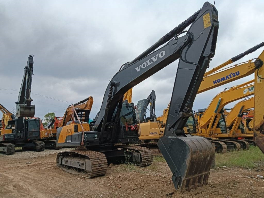 Escavadora de rastos nuevo Volvo EC 210: foto 8