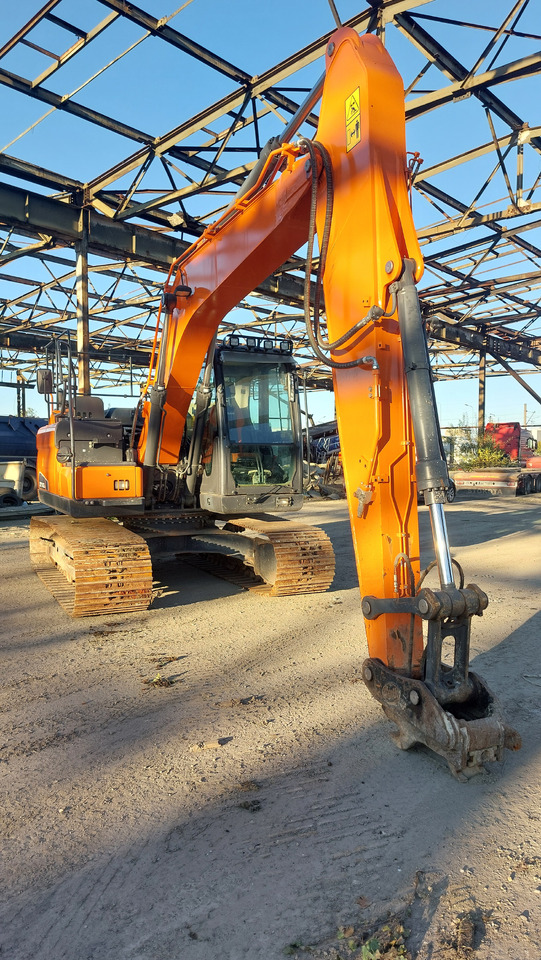 Escavadora de rastos DOOSAN DX140LC-5: foto 7