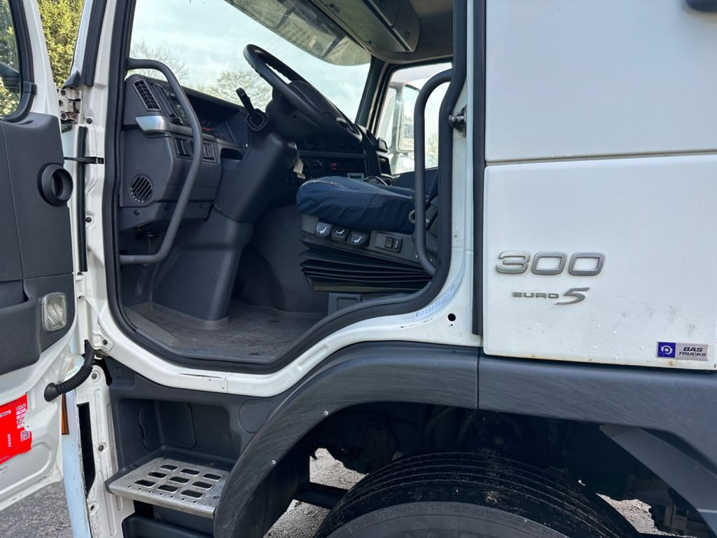 Caminhão frigorífico Volvo FM300 kühl Koffer mit: foto 8