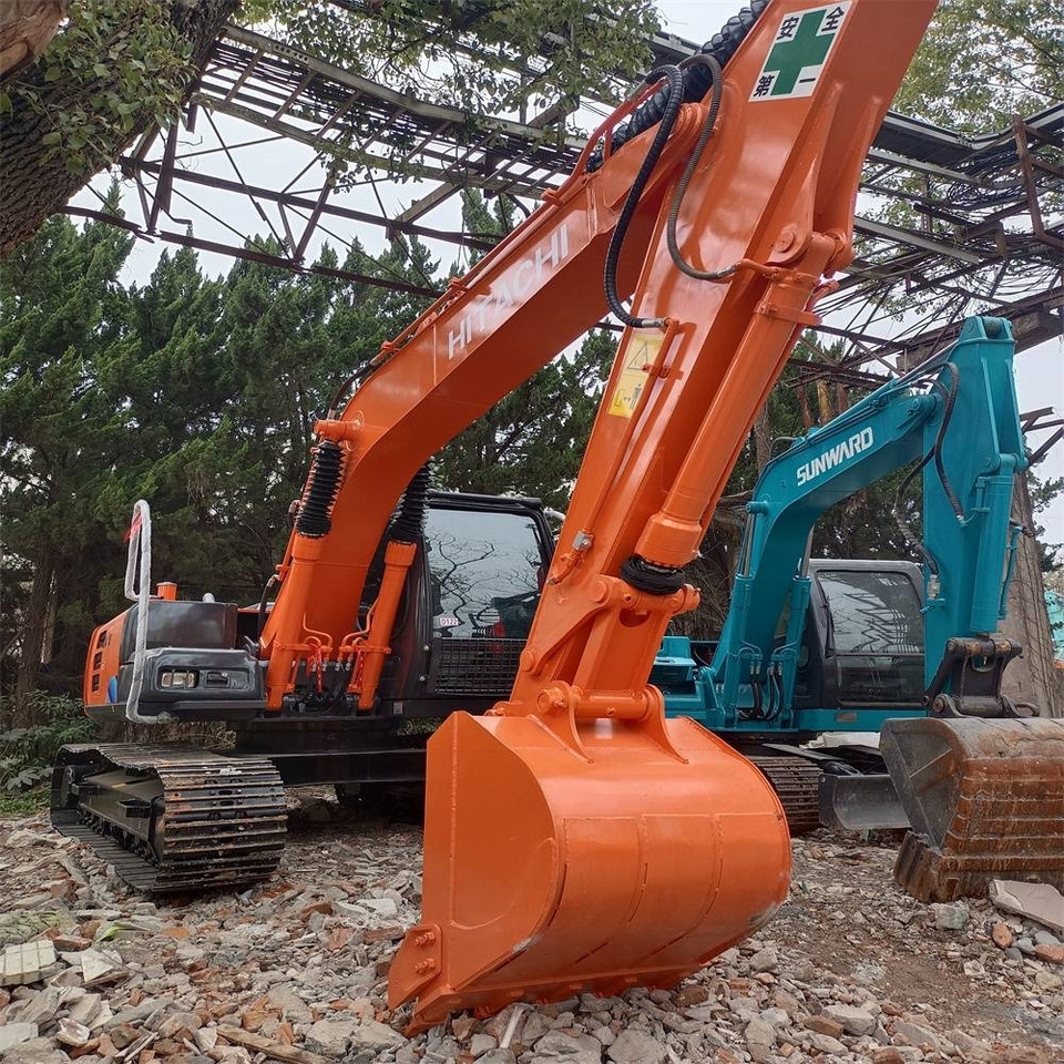 Locação de Hitachi ZAXIS120  Hitachi ZAXIS120: foto 23