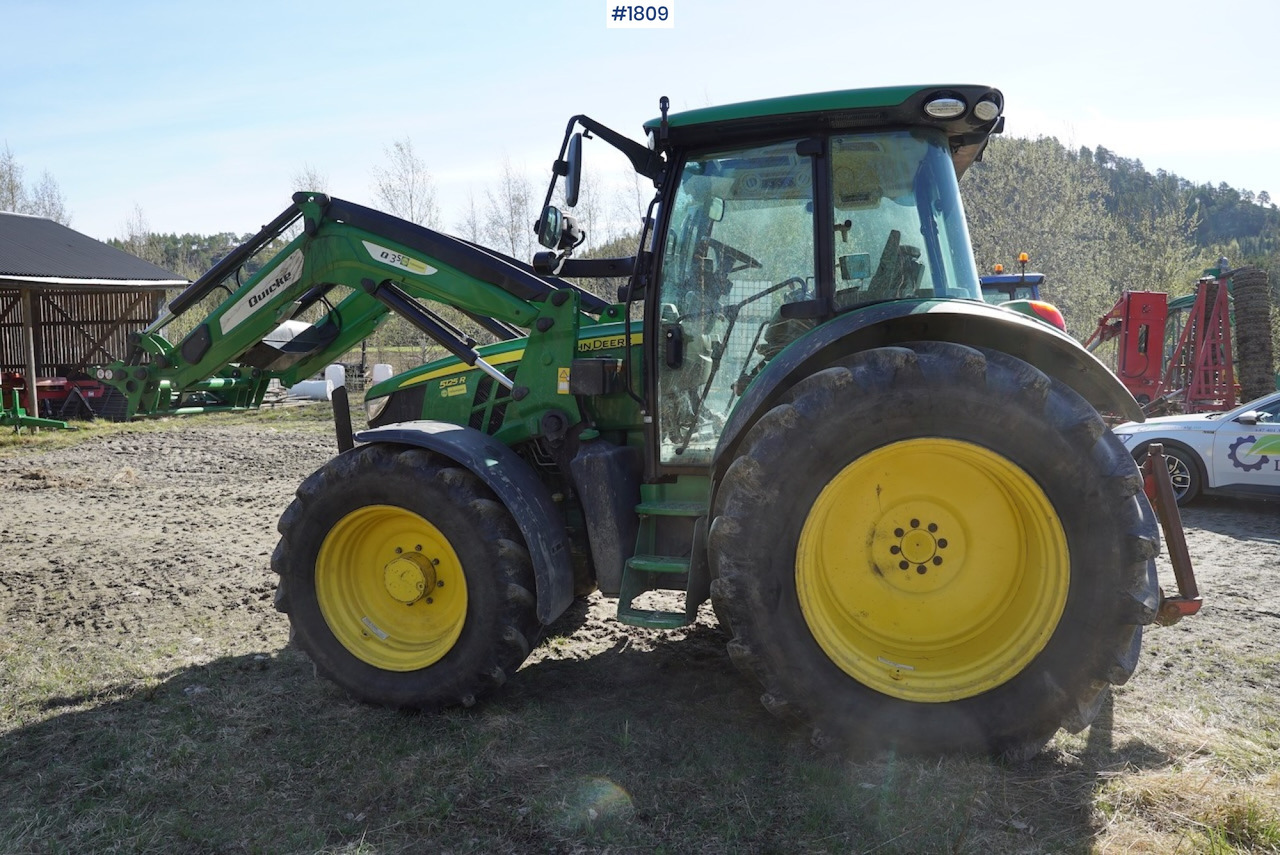 Trator 2019 John Deere 5125R w/ front loader: foto 8