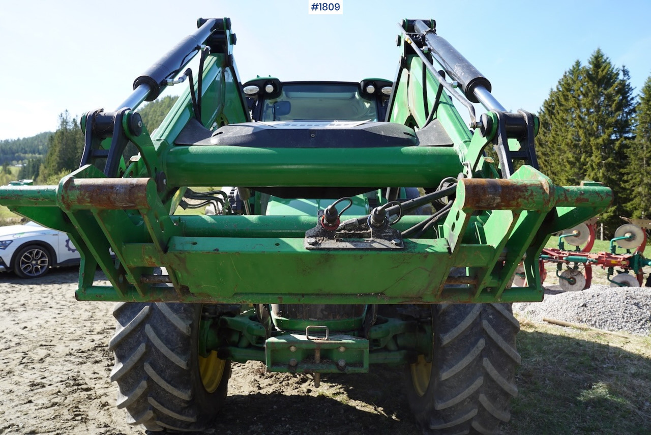 Trator 2019 John Deere 5125R w/ front loader: foto 19