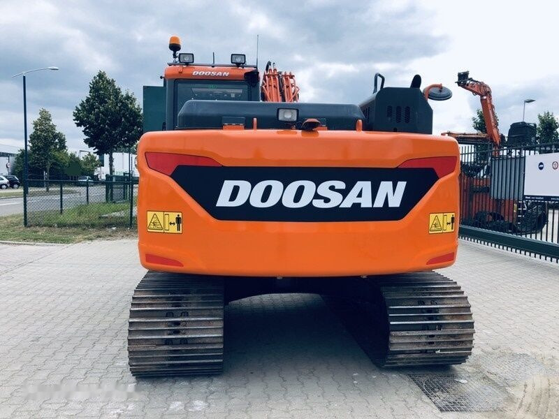 Escavadora de rastos Doosan DX 140LC-5: foto 17