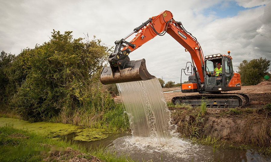 Escavadora de rastos Doosan DX 140LC-5: foto 32