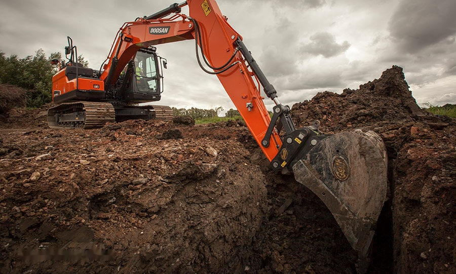 Escavadora de rastos Doosan DX 140LC-5: foto 27