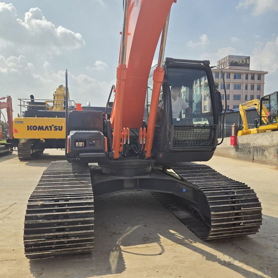 Escavadora de rastos Hitachi ZX210: foto 10