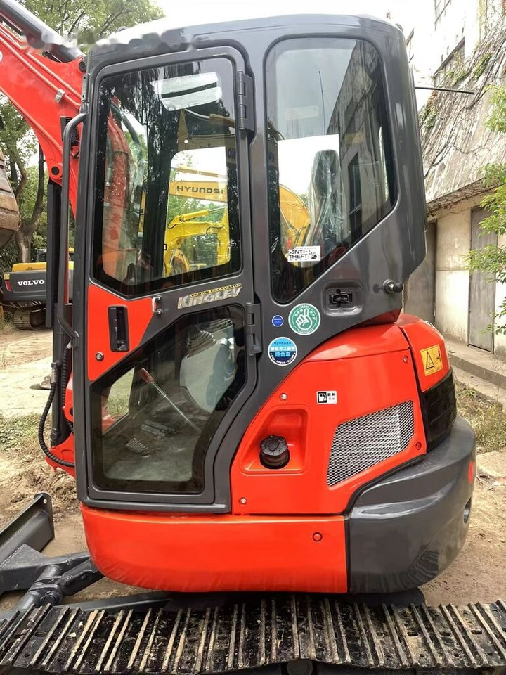 Mini escavadeira Kubota U35: foto 8