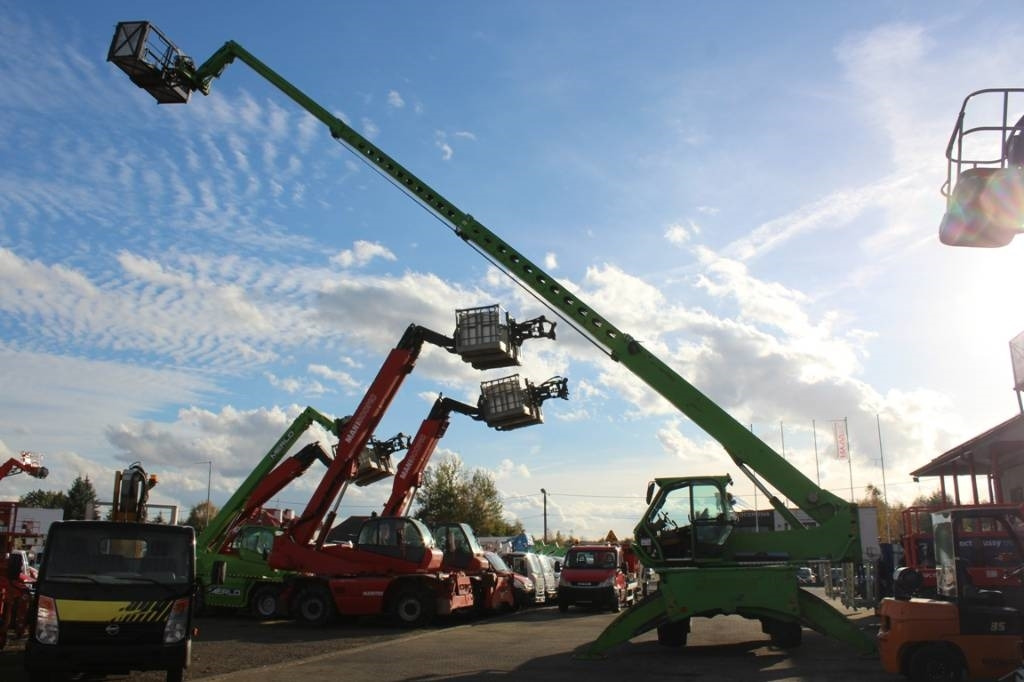 Empilhador telescópico Merlo Roto 45.21 - 21 m basket winch telehandler dieci: foto 12