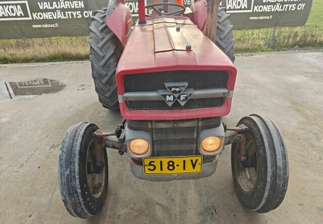 Trator Massey Ferguson 135 traktori - VIDEO: foto 6