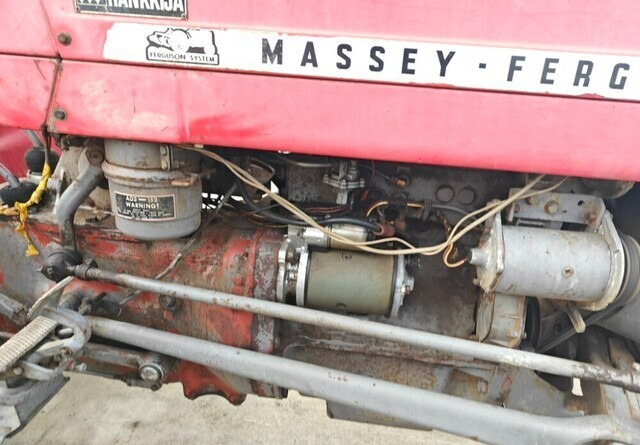 Trator Massey Ferguson 135 traktori - VIDEO: foto 10