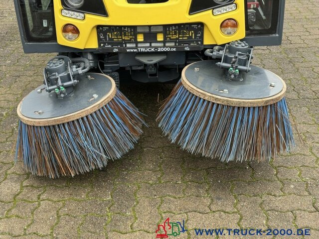 Locação de Schmidt Johnston Bucher Sweeper CX 201 Kehren + Sprühen Klima Schmidt Johnston Bucher Sweeper CX 201 Kehren + Sprühen Klima: foto 13