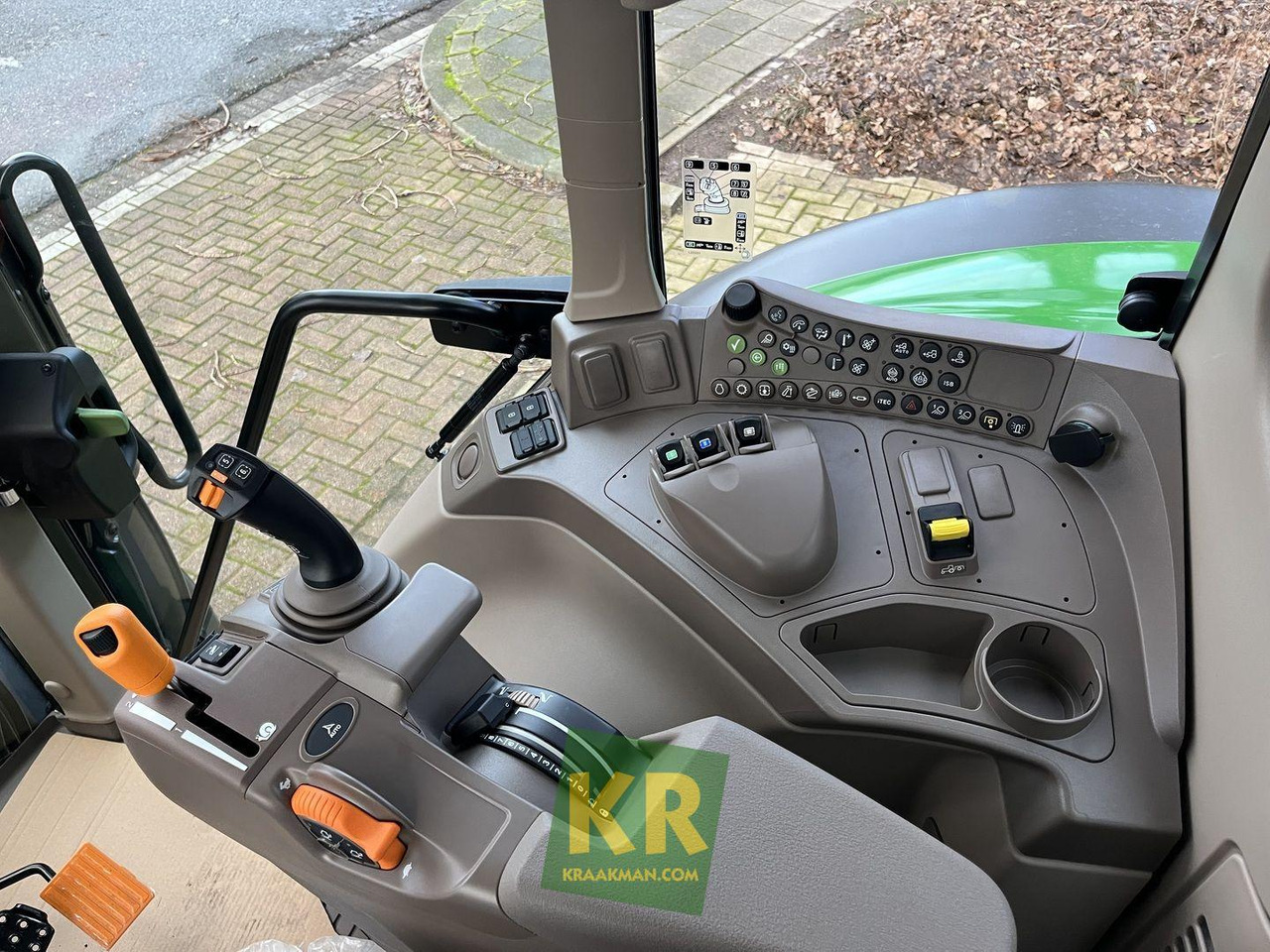 Trator nuevo 6120M John Deere: foto 9