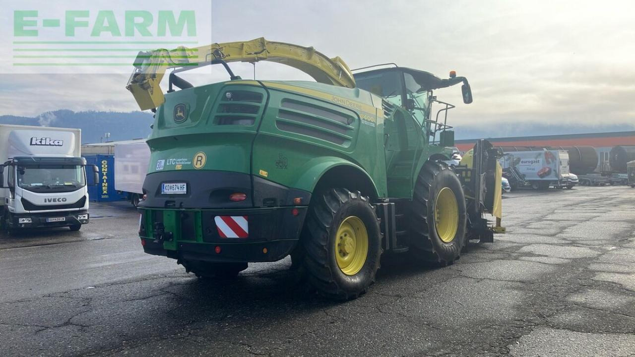 Picadora de forragem automotriz John Deere 8400i: foto 7