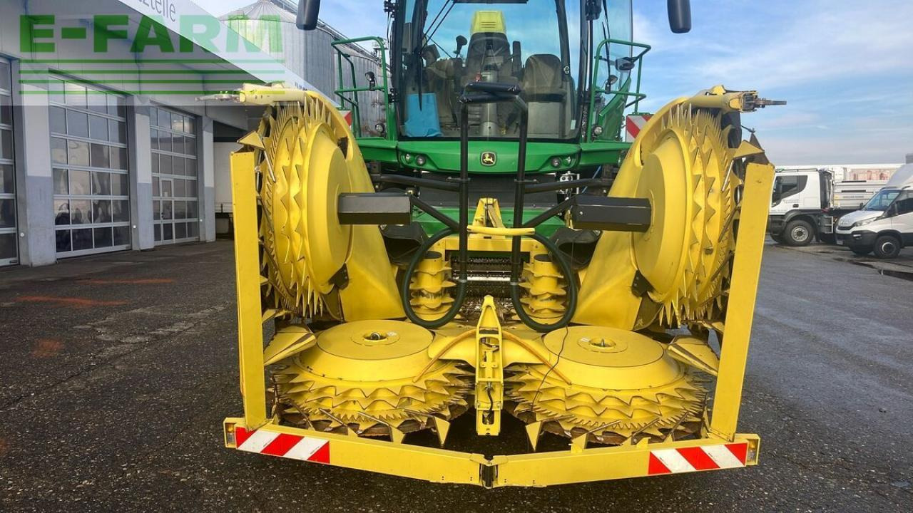 Picadora de forragem automotriz John Deere 8400i: foto 12