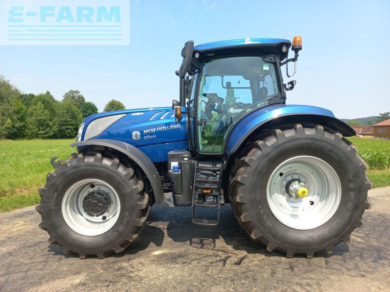 Trator New Holland t7.270 auto command sidewinder ii (stage v): foto 9