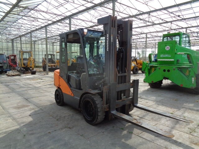 Locação de Doosan D35C-7 Doosan D35C-7: foto 16