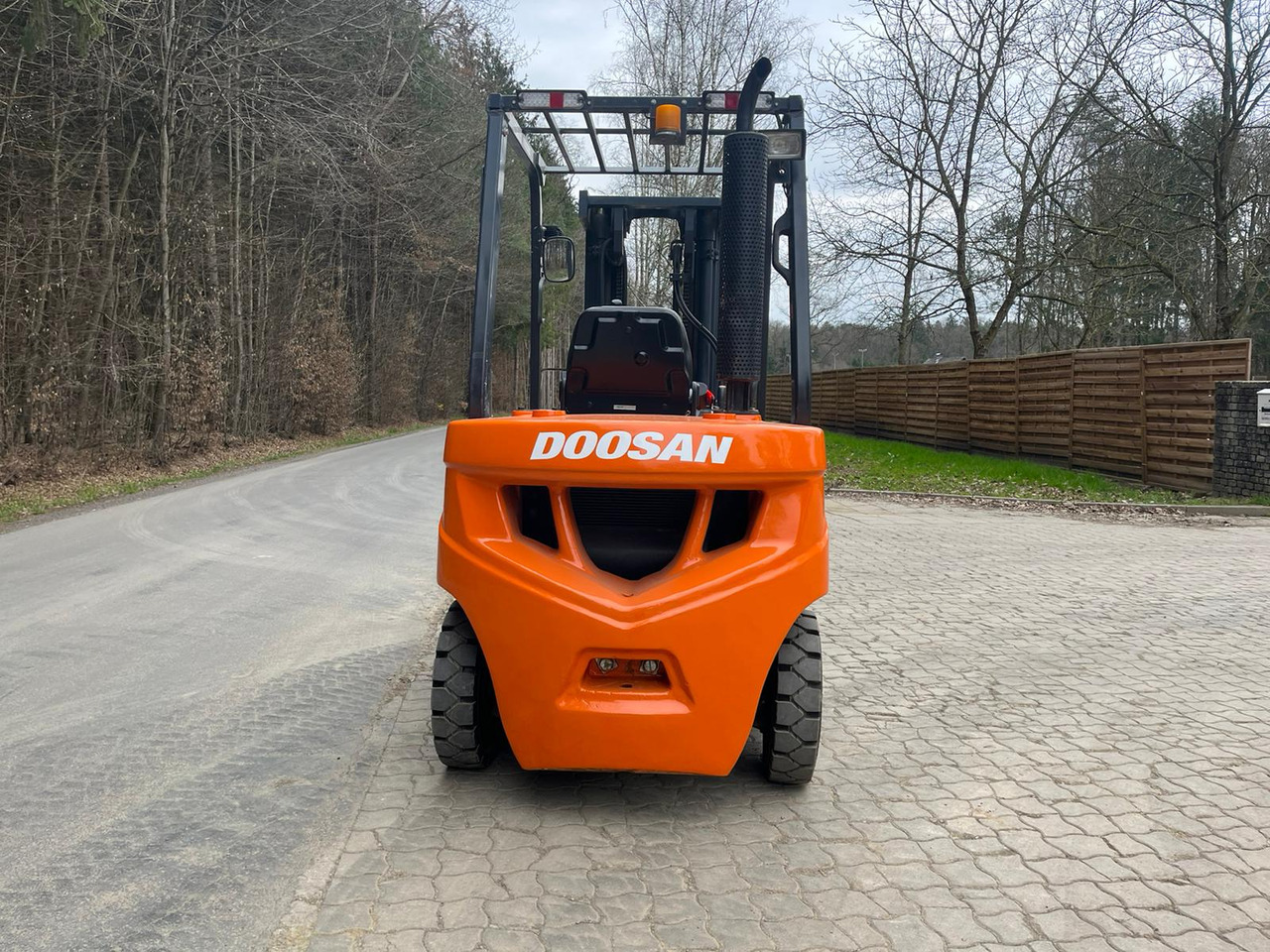 Locação de Doosan D 25 GP Doosan D 25 GP: foto 7