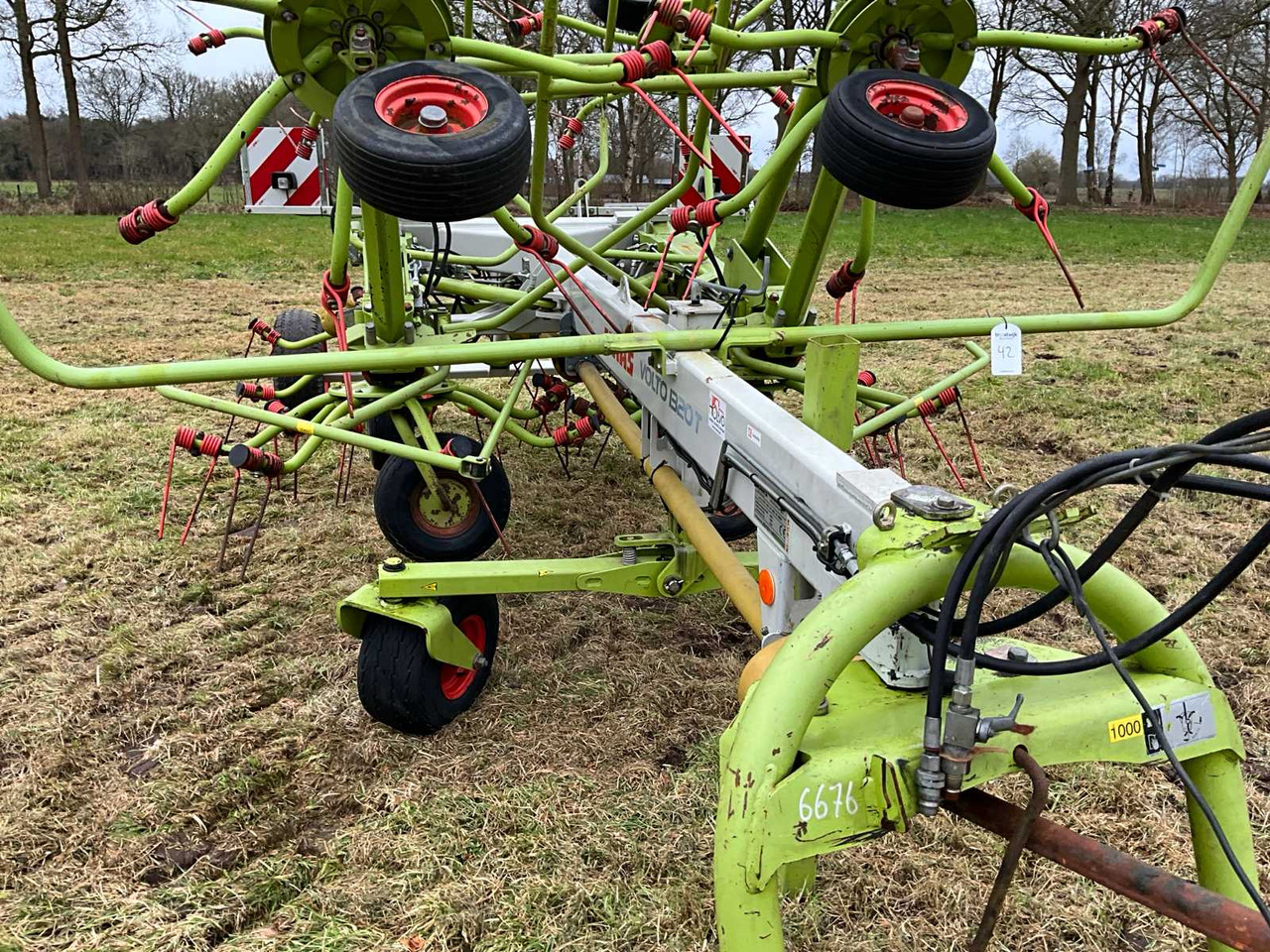 Máquina para produção de feno Claas VOLTO 1320 T: foto 16