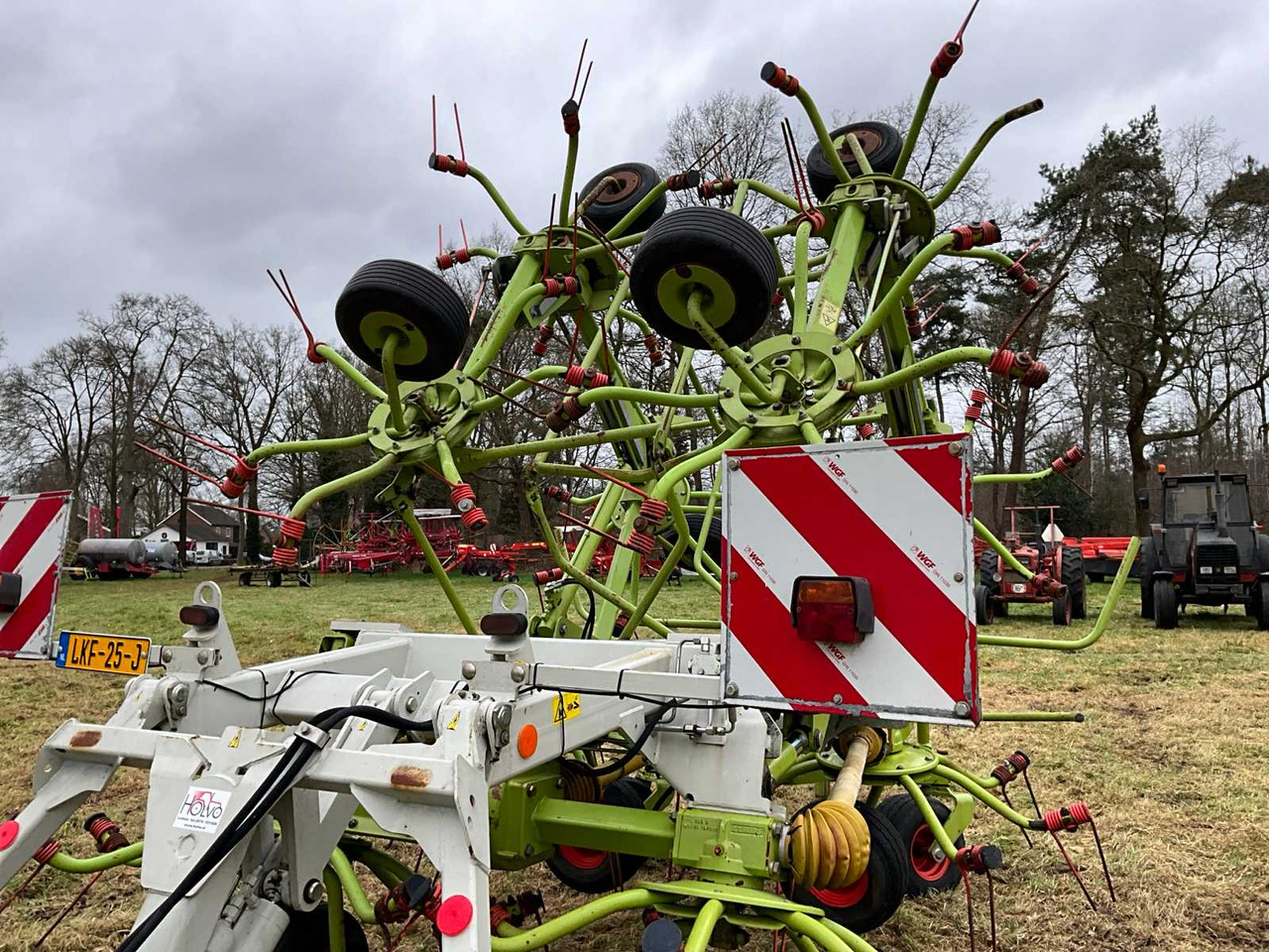 Máquina para produção de feno Claas VOLTO 1320 T: foto 21