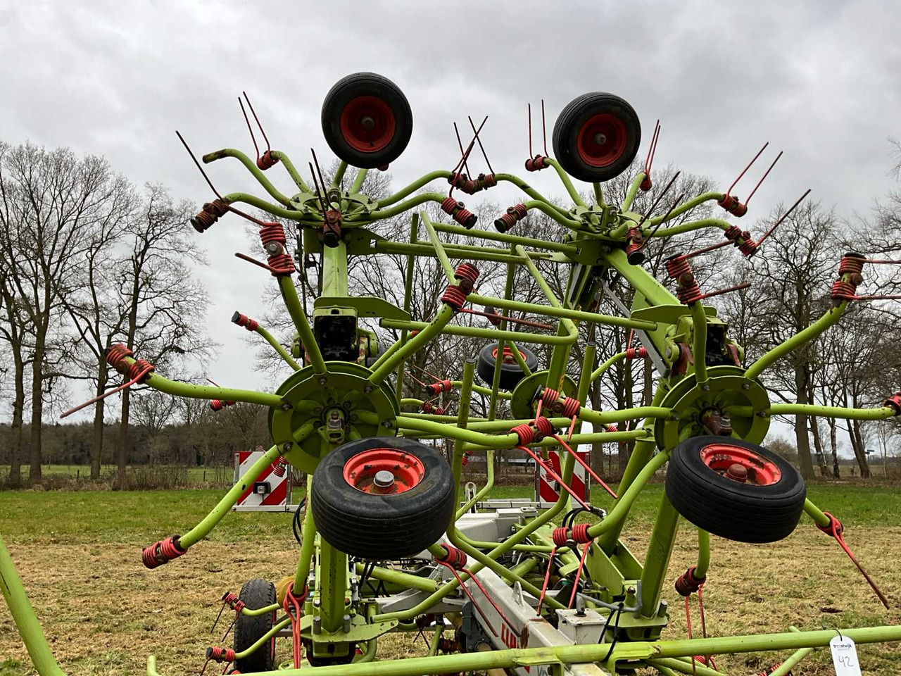 Máquina para produção de feno Claas VOLTO 1320 T: foto 17