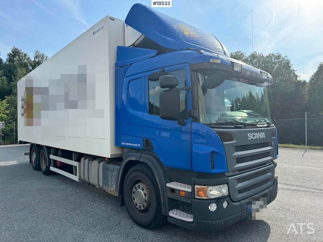 Caminhão furgão Scania P380: foto 9