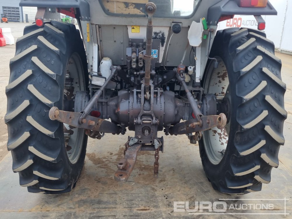 Trator Massey Ferguson MF362: foto 13