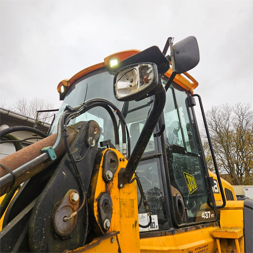 Carregadeira de rodas JCB 437HT T4: foto 11