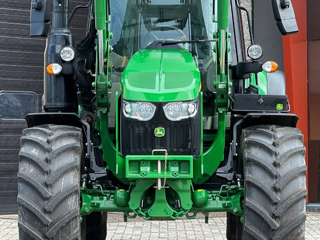 Locação de John Deere 6100M, 2023, TLS, chargeur, 74 heures!!  John Deere 6100M, 2023, TLS, chargeur, 74 heures!!: foto 7