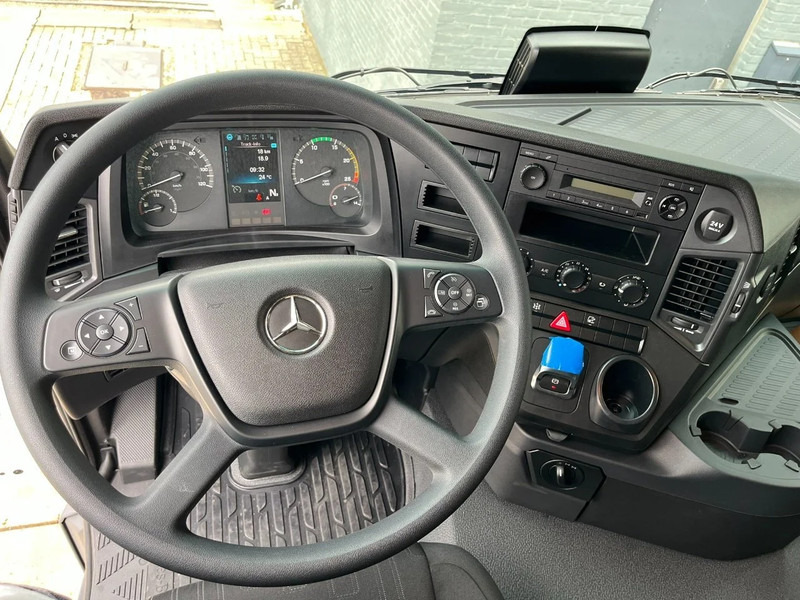 Caminhão basculante nuevo Mercedes-Benz Arocs 4140 K 8x4 Meiller tipper (15 units): foto 15