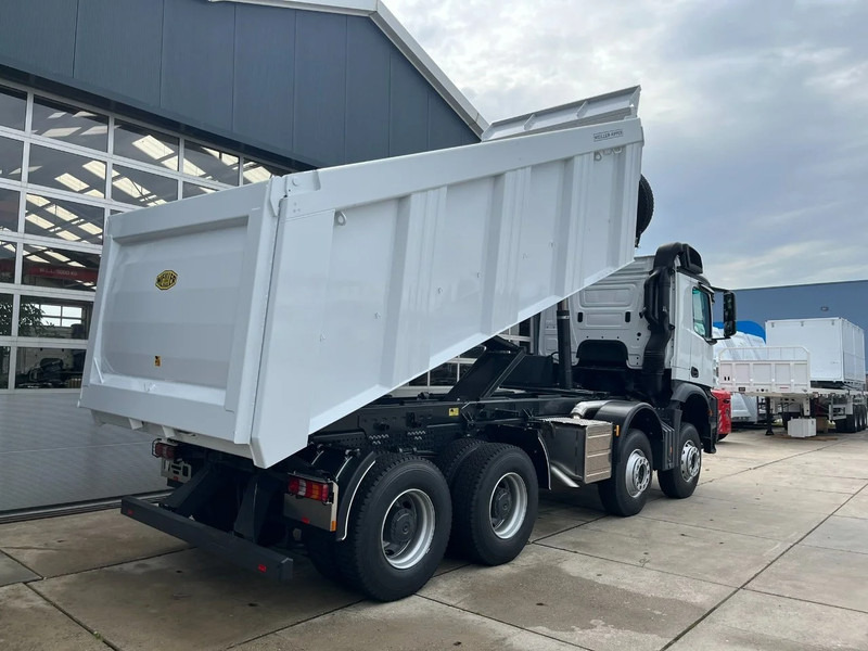 Caminhão basculante nuevo Mercedes-Benz Arocs 4140 K 8x4 Meiller tipper (15 units): foto 10